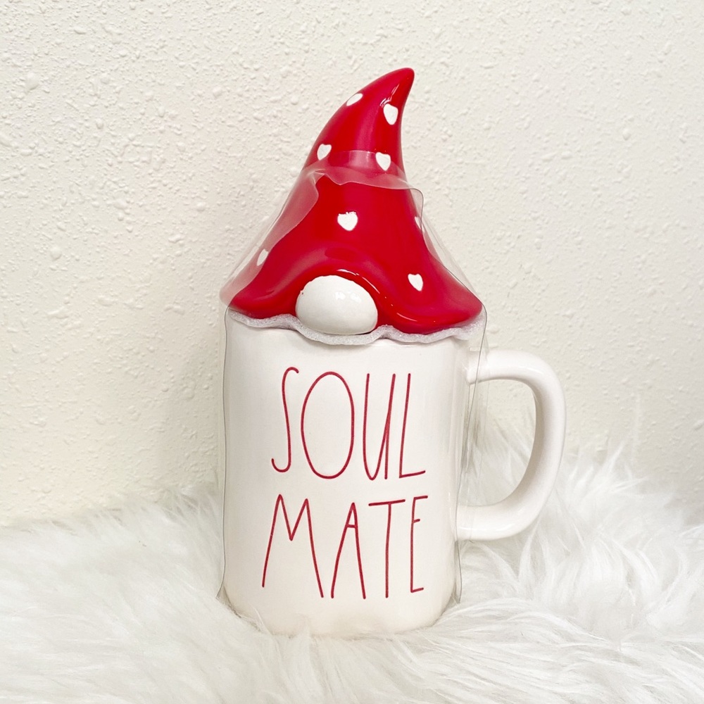 NWT Rae Dunn SOUL MATE Mug with Gnome Topper